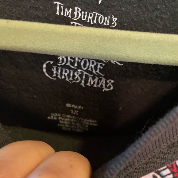 Tim Burton’s Nightmare Before Christmas  Women’s SALLY Sweatshirt 1X - Picture 7 of 12